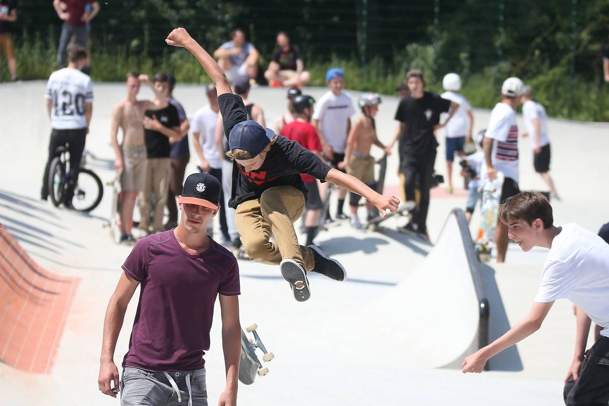 Deutschlands größter Skatepark eröffnet in Düsseldorf-Eller