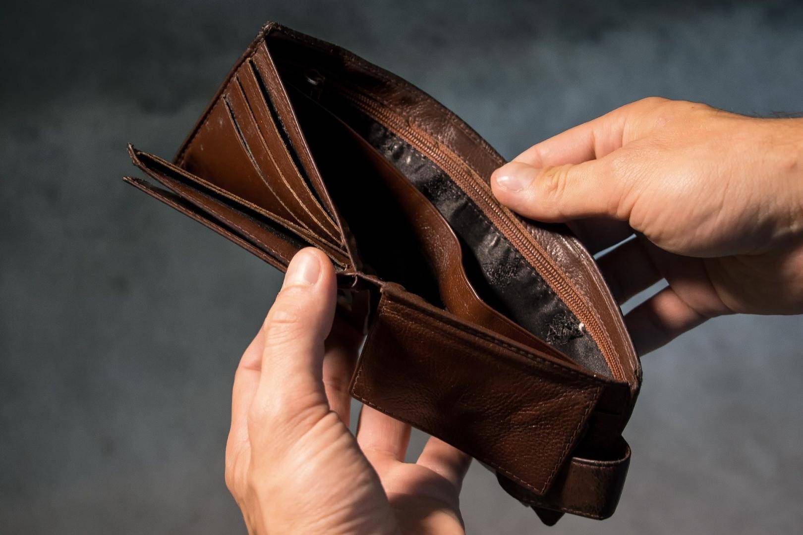  Ein Online-Kredit kann eine dringend nötige Reparatur oder Investition ermöglichen, wenn Ebbe im Portemonnaie herrscht. 