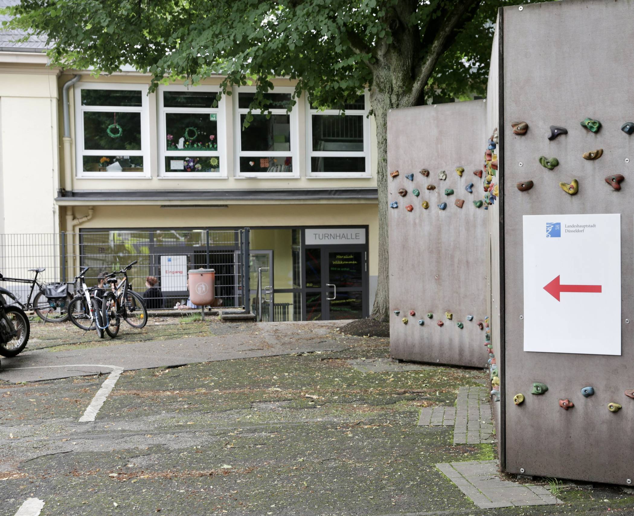  Hier geht es zum Info-Point in der Katholischen Gemeinschaftsgrundschule Unter den Eichen 26. 