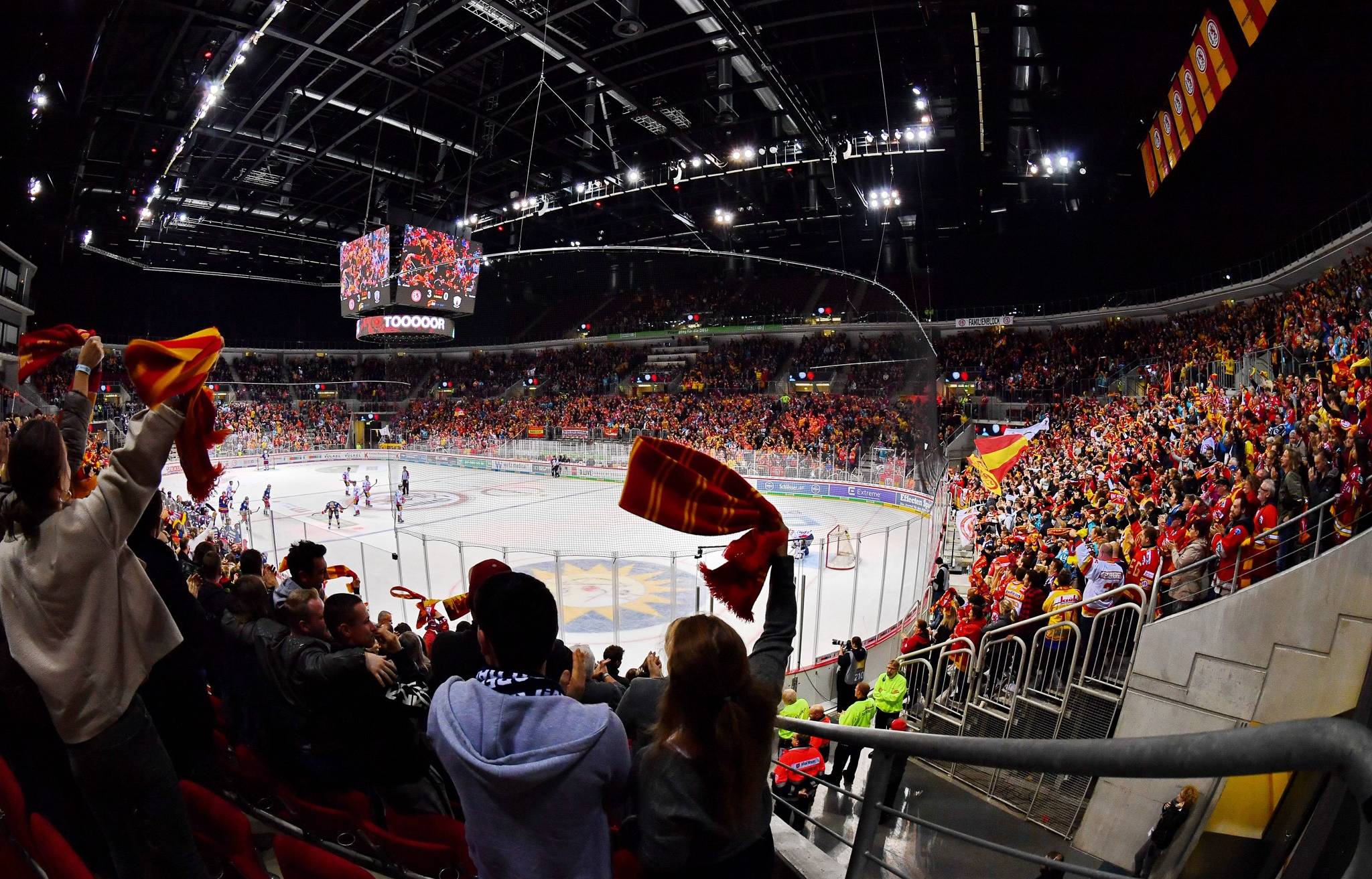 „Dem Profi-Eishockey in NRW droht das Aus“