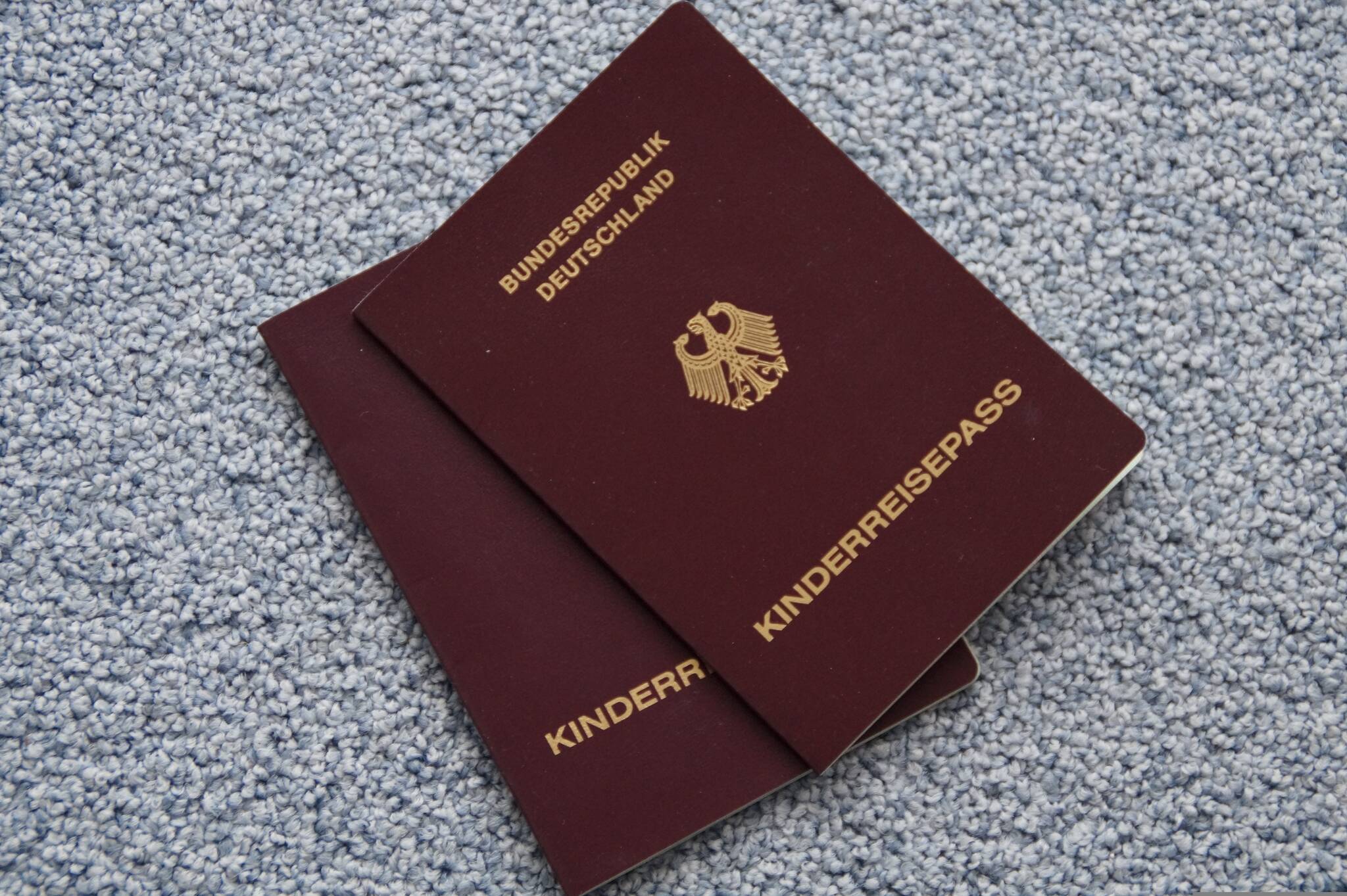 Der Kinderreisepass ist sechs Jahre gültig.