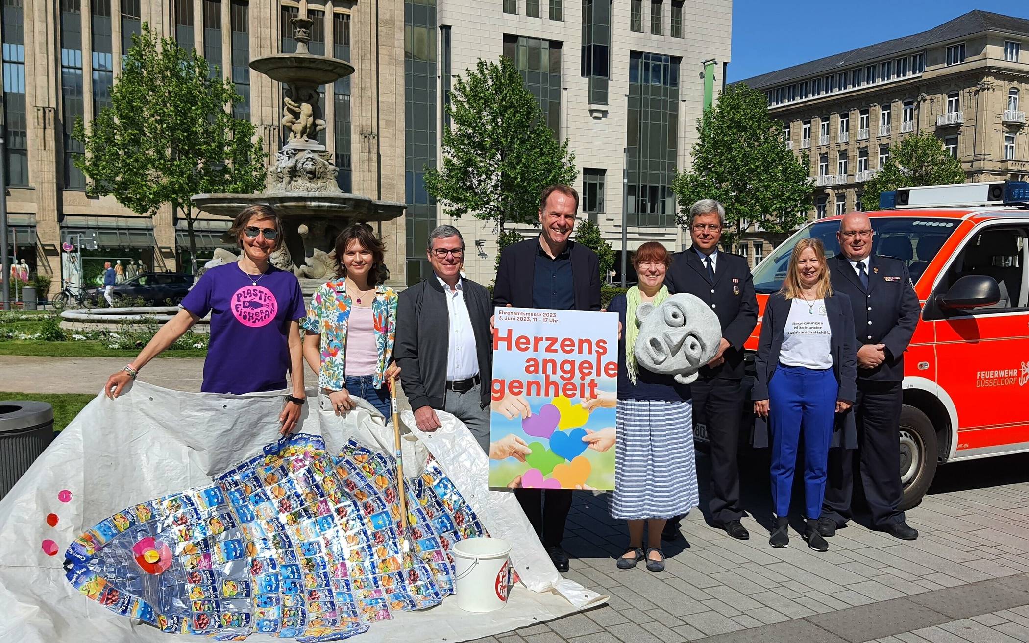 Das freiwillige Engagement als Herzensangelegenheit - am 3. Juni läuft auf dem Corneliusplatz die 4. Ehrenamtsmesse Düsseldorf.