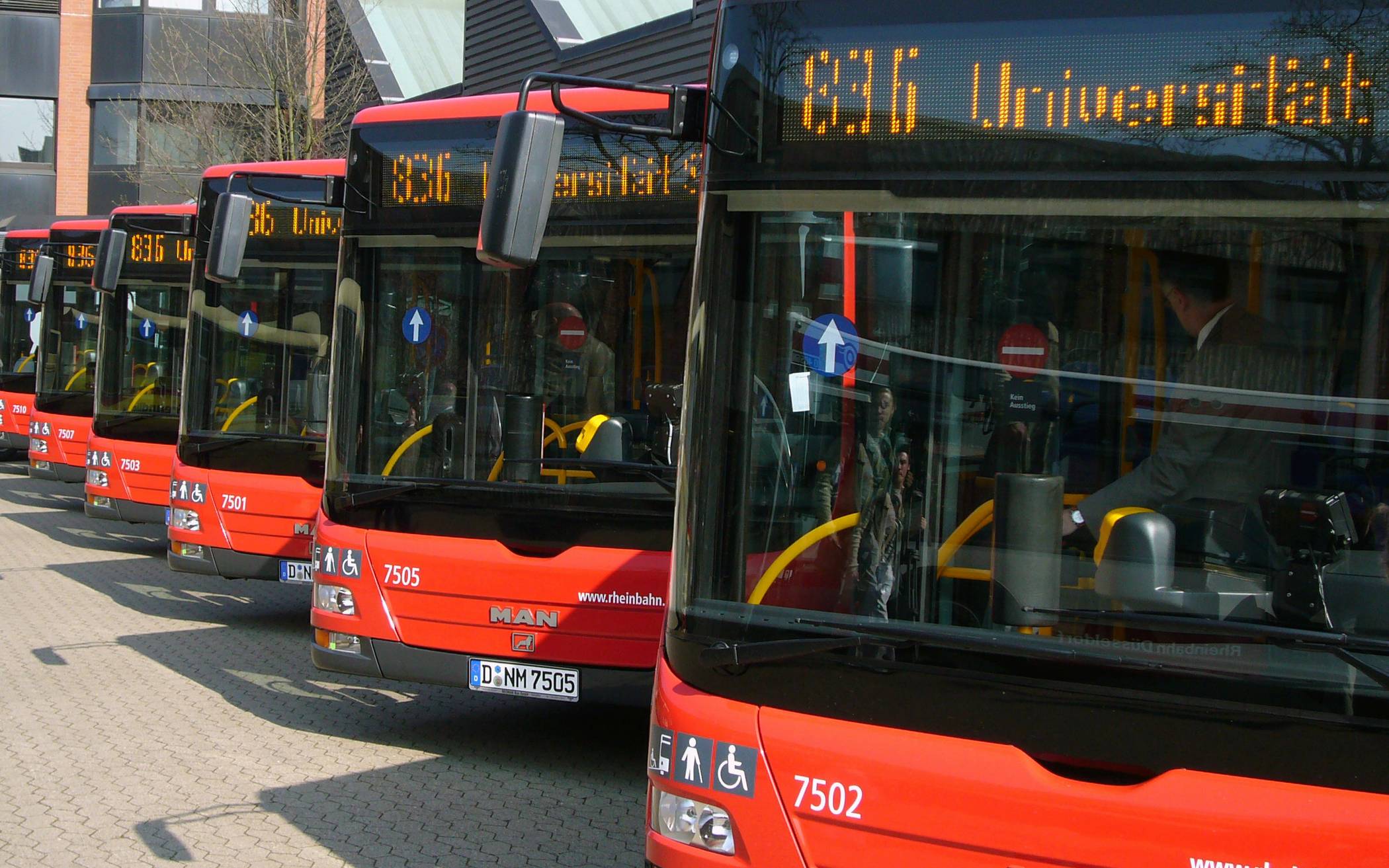 Rheinbahn-Busse in Düsseldorf.
