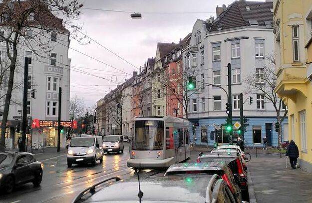 Bis 2026 will die Stadt alle Signalanlagen zum Verkehrsvorteil des ÖPNV umrüsten.