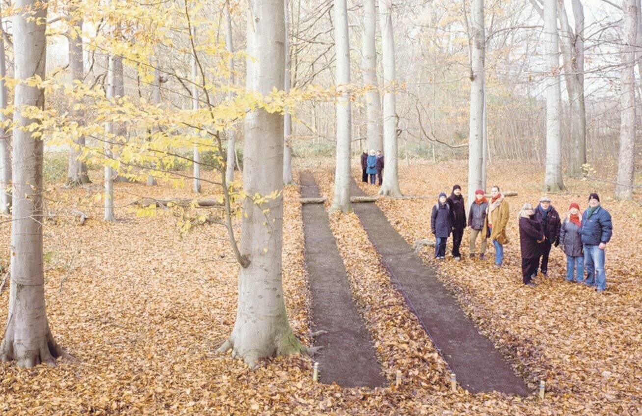  Waldfegen 2023, Michael Kortländer mit Team in einem Kölner Forst. 