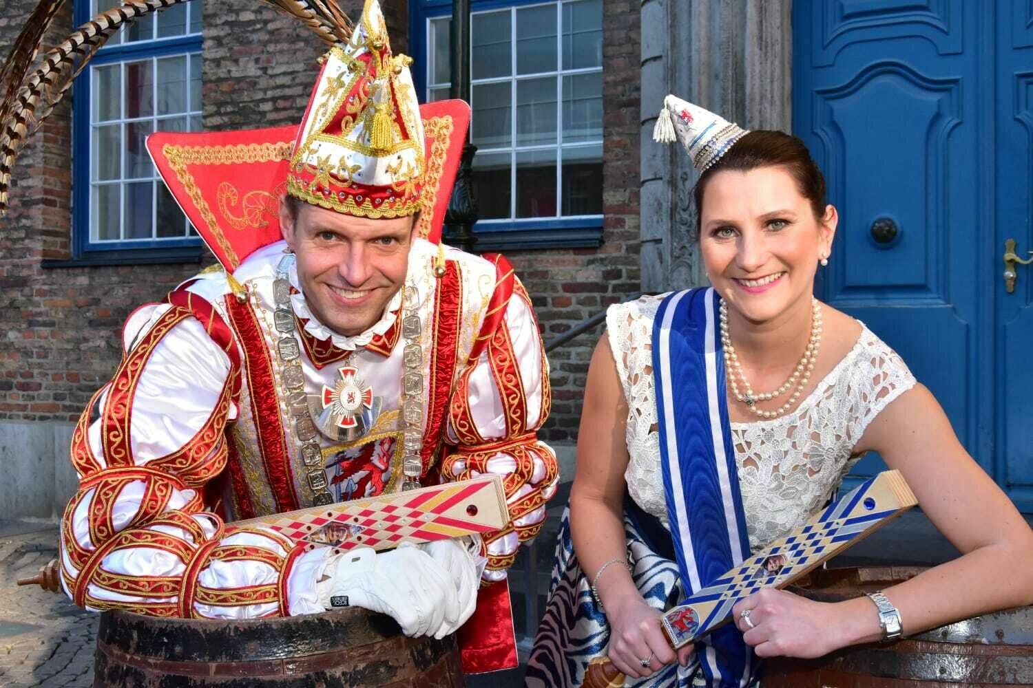 Prinz Karneval Martin Meyer in der Session 2018/19 mit Venetia Sabine Illbertz. 