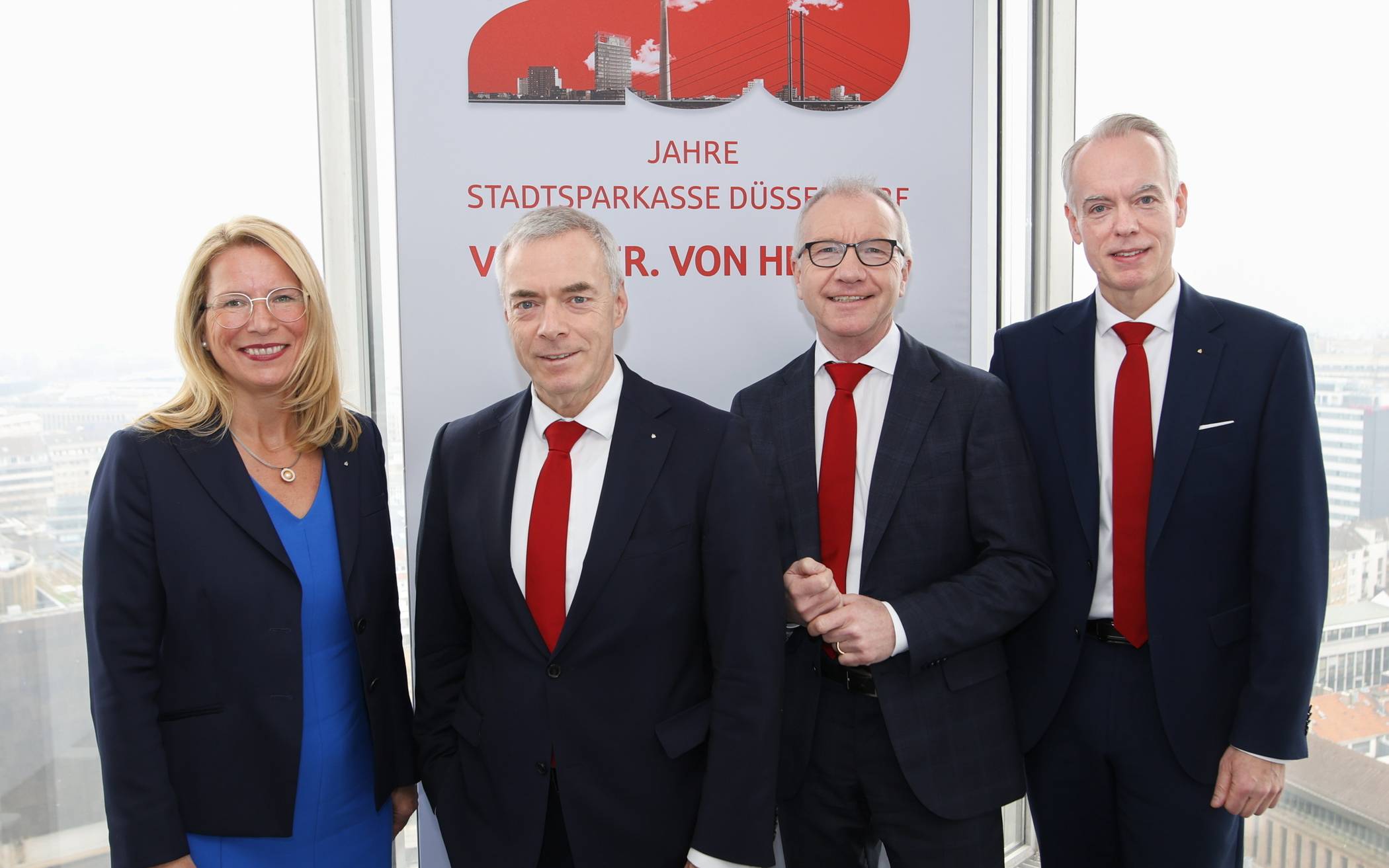 Stadtsparkassen-Vorstand Henrietta Six, Dr. Stefan Dahm