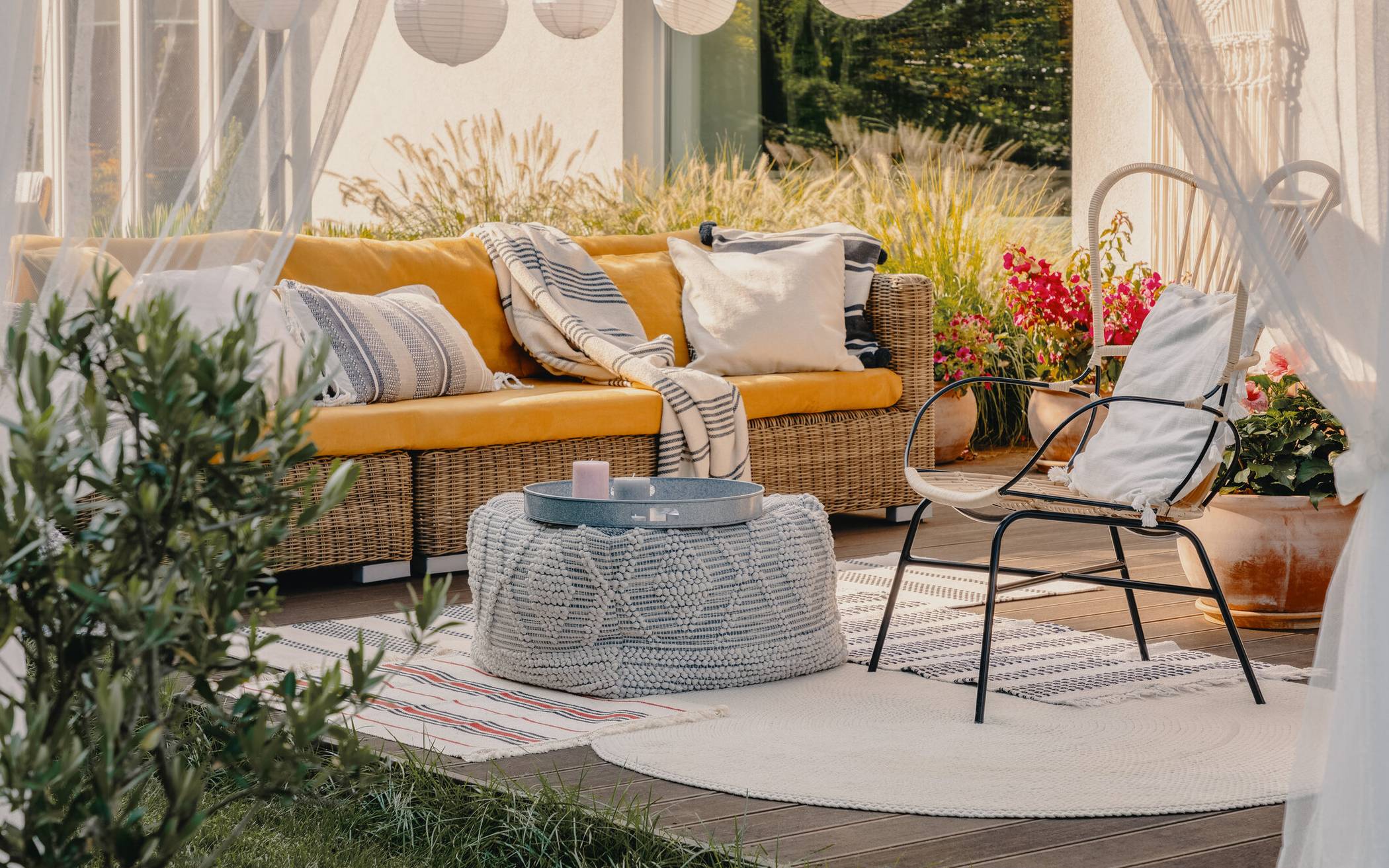 Opulent: Das Mobiliar für Balkon, Garten