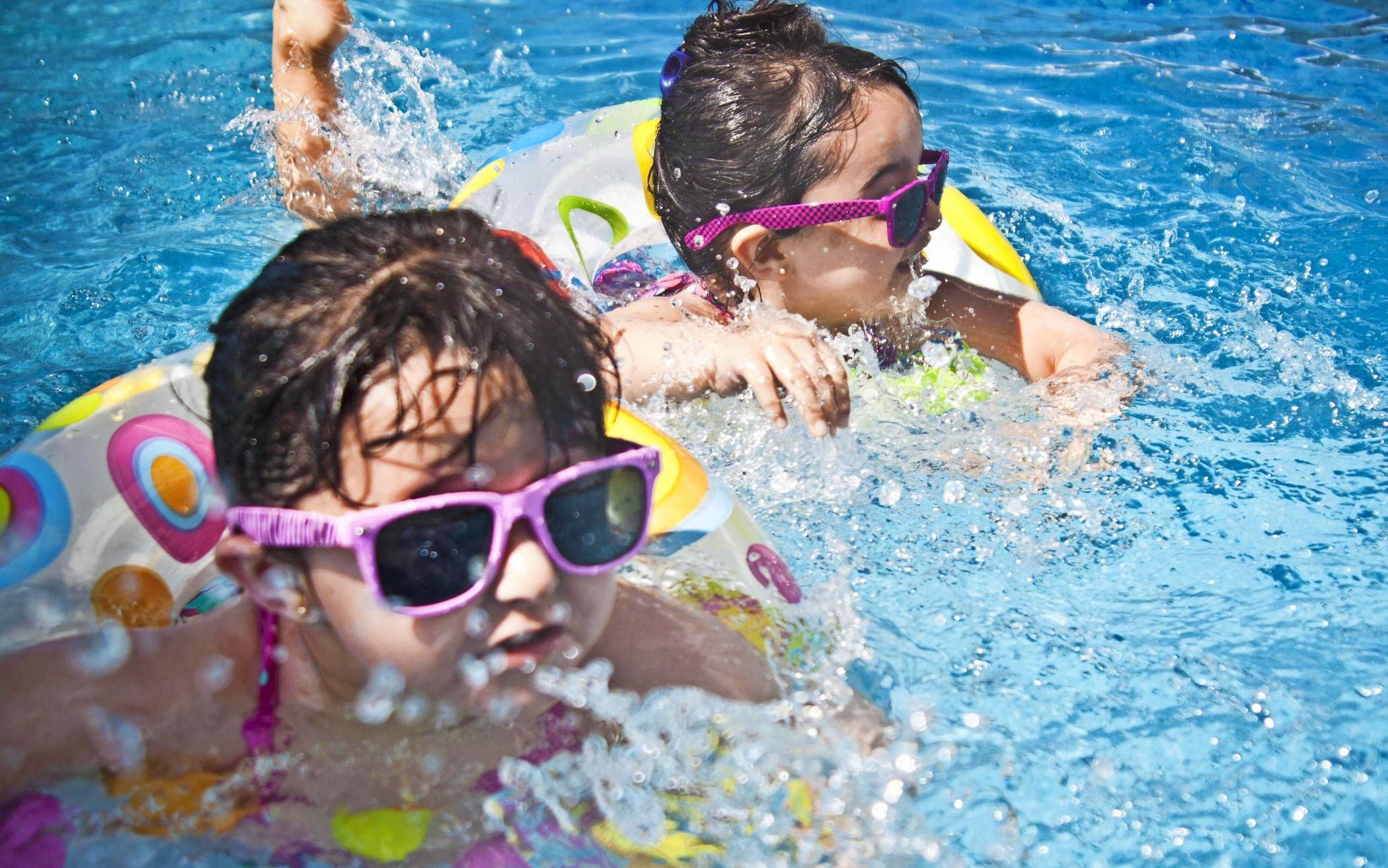 Angespannter Haushalt, Tarifsteigerungen - Schwimmen in der Stadt wird etwas teurer.