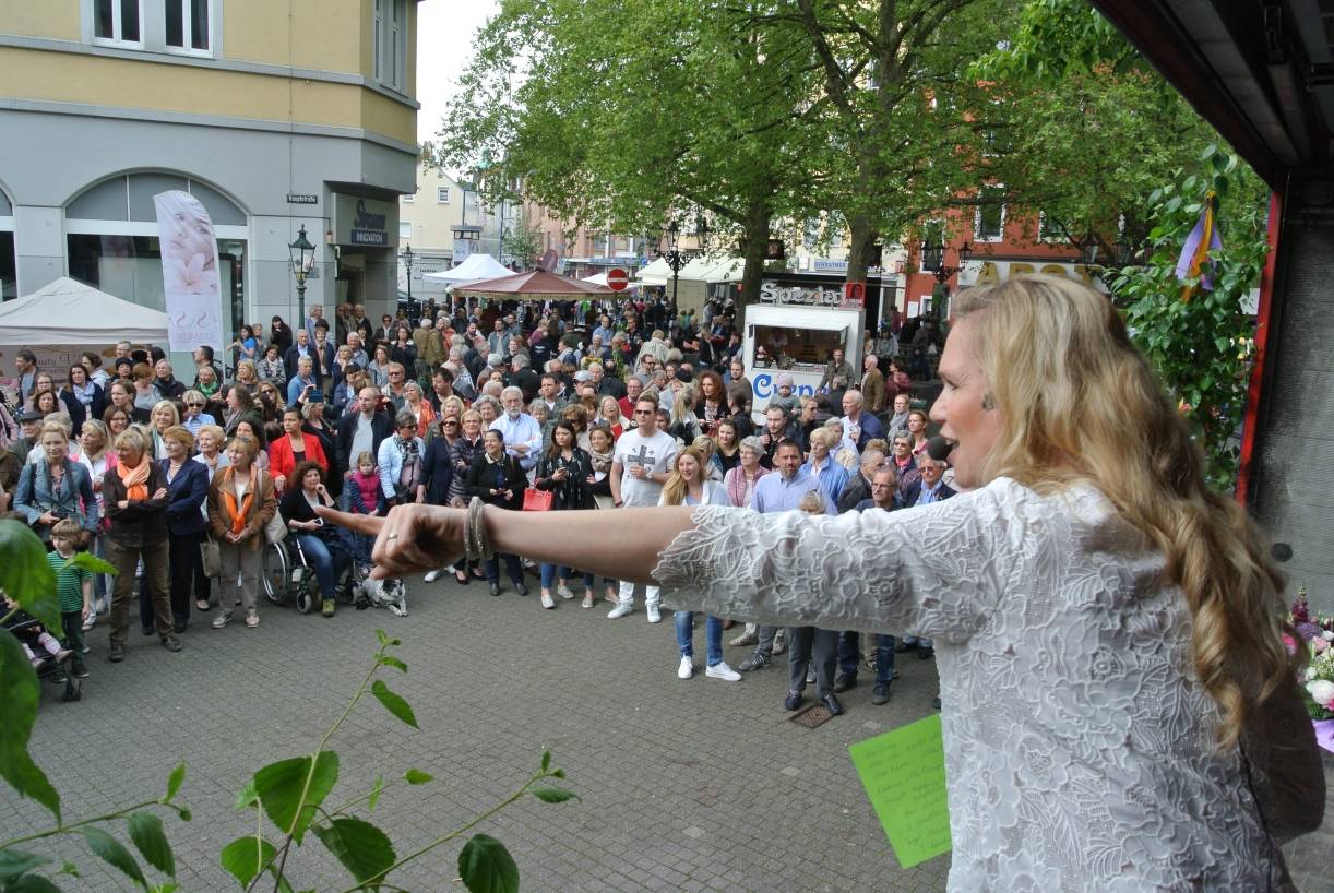  Daniela Budde ist mit ihrer „Tanzbar“ beim Maimarkt am kommenden Wochenende wieder mit von der Partie. 