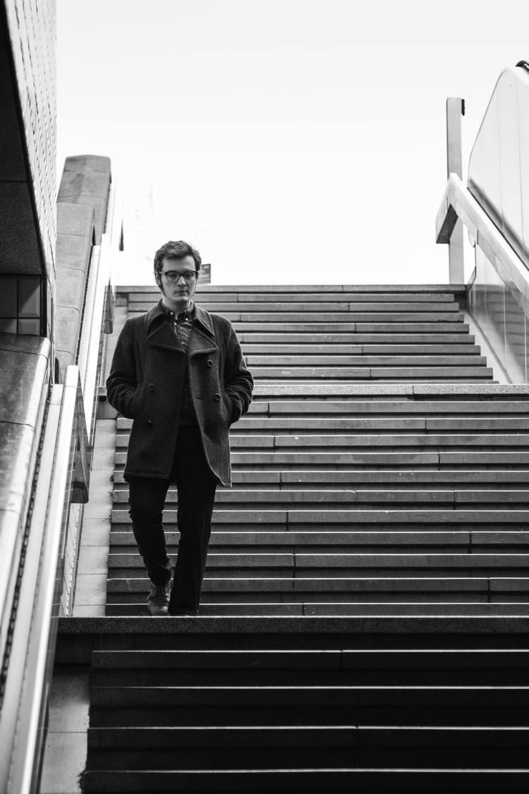  Junger Josef Hader? Jason Bartsch 