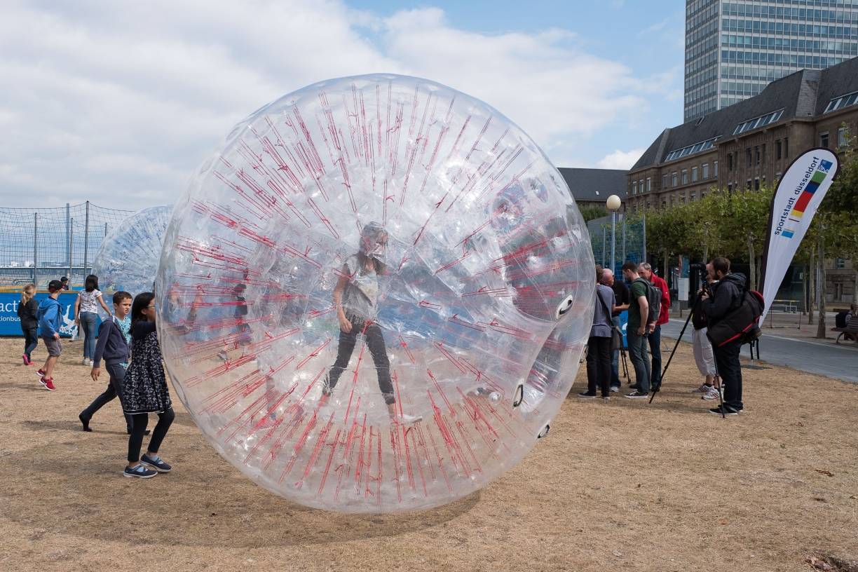 Einwöchiges Sportfest auf dem Apolloplatz