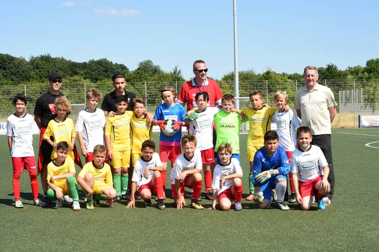 Vor dem Spiel um Platz drei mischen sich die Teams von Australien (ASV Mettmann) und der...