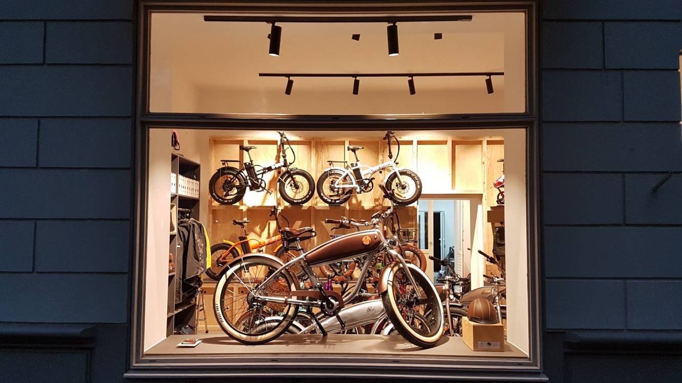  Fat Spider Premium: Was aussieht wie ein Oldtimer ist ein modernes E-Bike. 