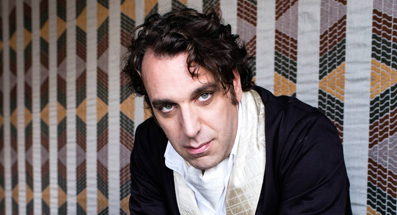 Chilly Gonzales spielt in der Tonhalle zwei Konzerte an einem Tag: Im Superhelden-Kostüm