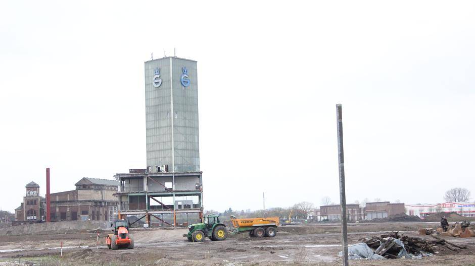 „Das wird ein sehr selbstbewusster Stadttteil“ Ulrich Tappe vom neuen Glasmacherviertel-Besitzer Brack Capital in der Sitzung der Bezirksvertretung