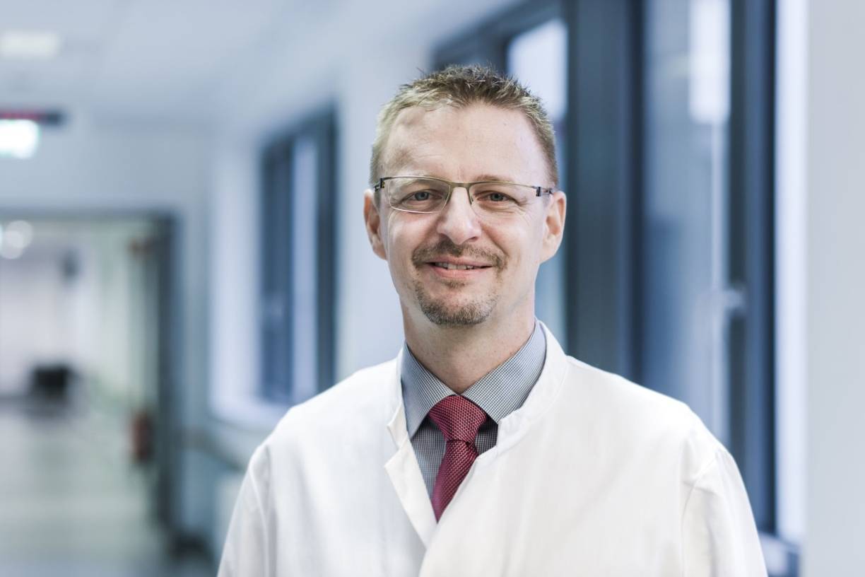  Prof. Dr. Werner Hartwig ist der neue Chefarzt der Chirurgischen Klinik am EVK. 