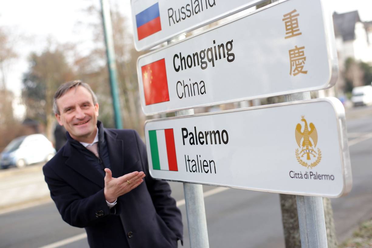 Palermo grüßt jetzt auf neuen Schildern am Stadtrand
