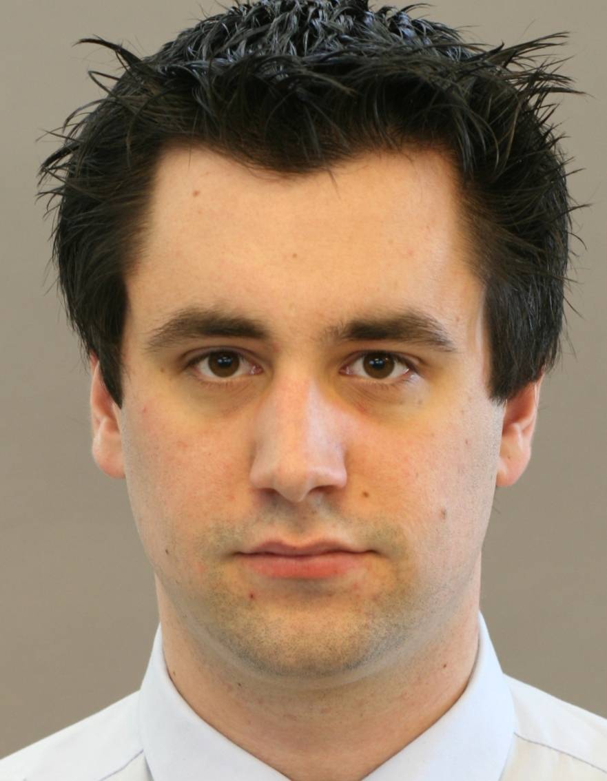  Christoph Galle, Mitarbeiter der Leitstelle der Düsseldorfer Feuerwehr, gab am Telefon die Anleitung zur Lebens-Rettung. 