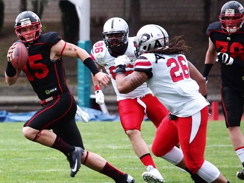 Im Duell mit den Hamburg Huskies wollen die Düsseldorf Panther am Ende den entscheidenden Schritt vorne sein. 