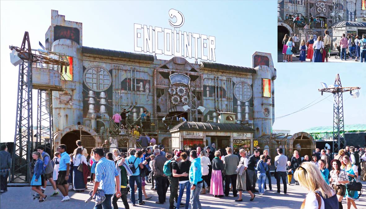  Im "Encounter" erschreckt ein entlaufenes Alien die Besucher.  