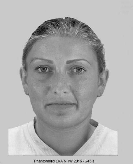  Diese Frau soll während des Überfalls "Schmiere gestanden" haben.  