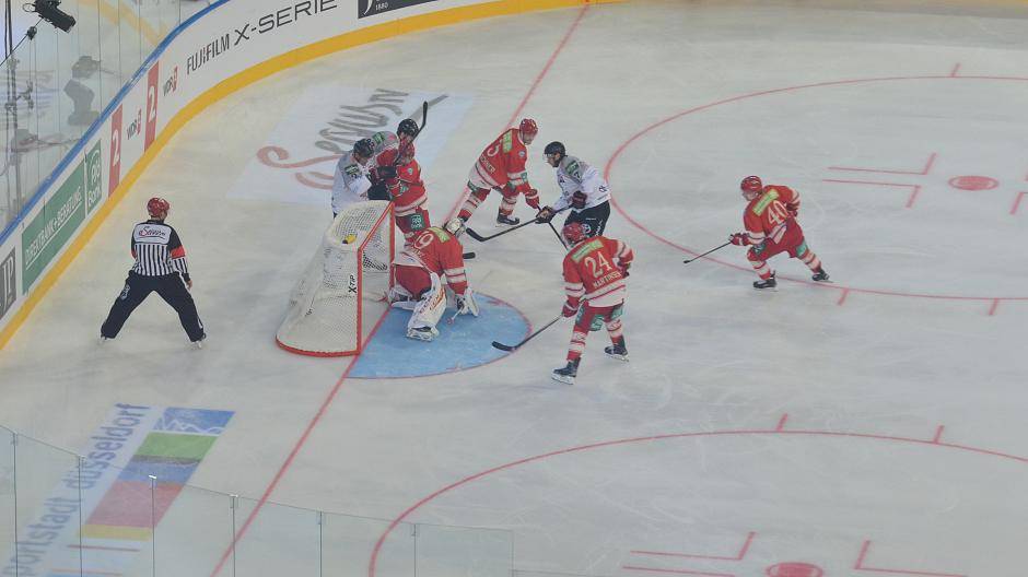 Das Spiel ist gelaufen? Mitnichten. Die Kölner Haie setzen die DEG unter...