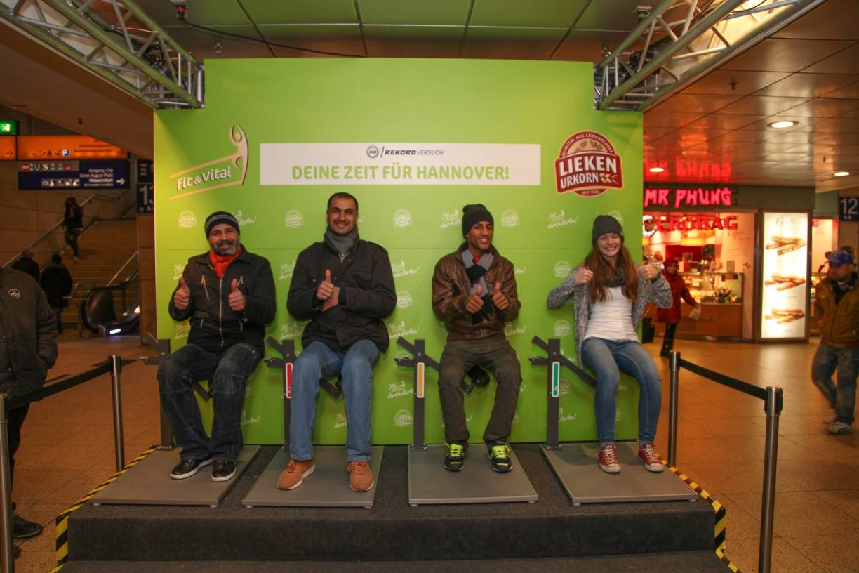  Beim Wandsitzen - wie hier in Hannover - sollen die Düsseldorfer so lange wie möglich durchhalten. 