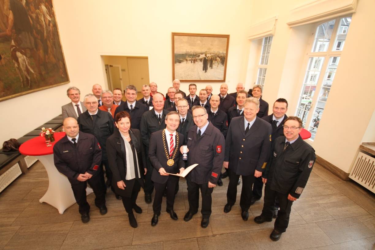 31 Düsseldorfer Feuerwehrleute ausgezeichnet