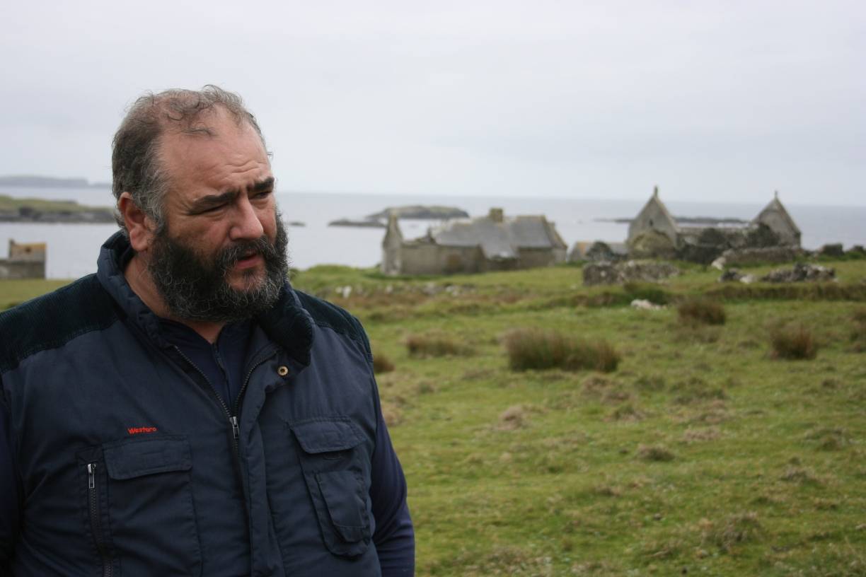  Mit Tommy Burke auf Inishshark. 