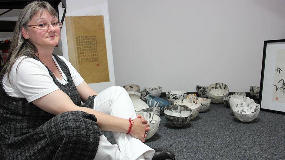 Wachsen, Werden, Vergehen - Hanne Hanke-Mangels hat 180 ihrer Japan-Bilder zerrissen und...
