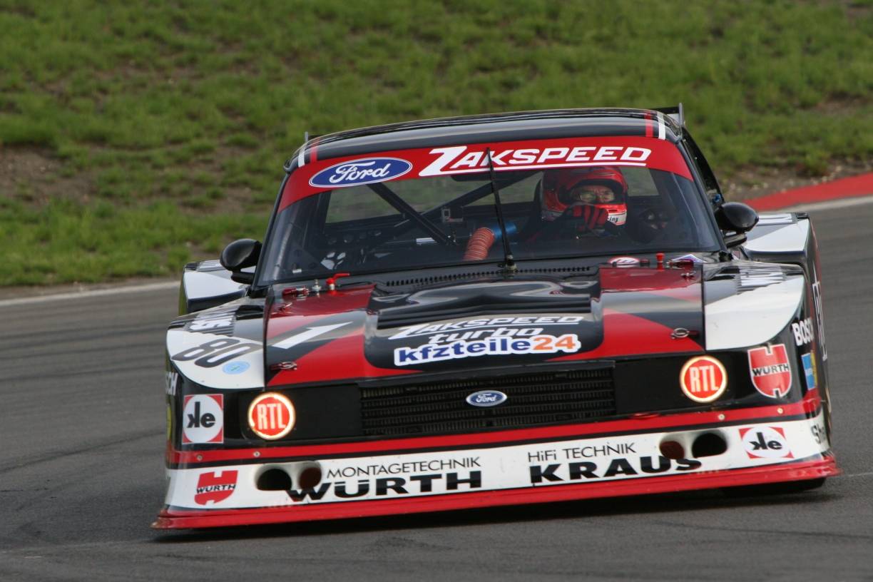  Beim AvD-Oldtimer-Grand Prix sind die schönsten Sportwagen aus sieben Jahrzehnten Motorsport in Aktion zu bewundern. 