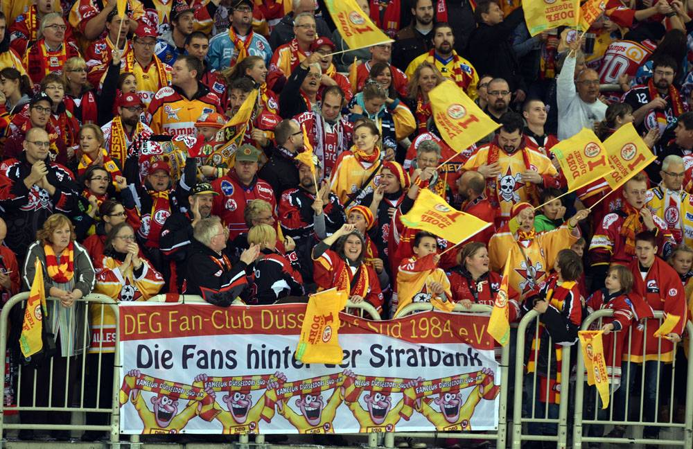  Die DEG eröffnet an der Brehmstraße einen neuen Fan-Shop. 