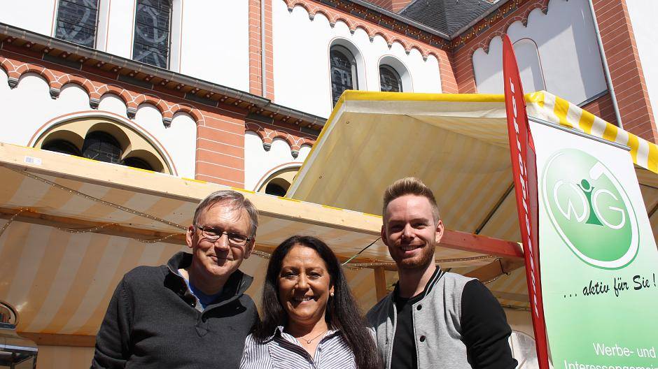 Mediaberater des Düsseldorfer Anzeigers unter sich: Marina Rehse mit Ulrich Preusser...