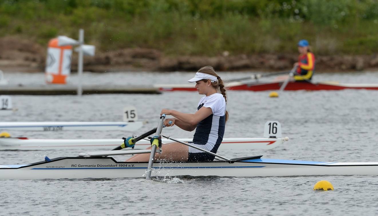  Leonie Menzel vom Ruderclub Germania landete in der NRW-Rangliste auf dem ersten Platz. 