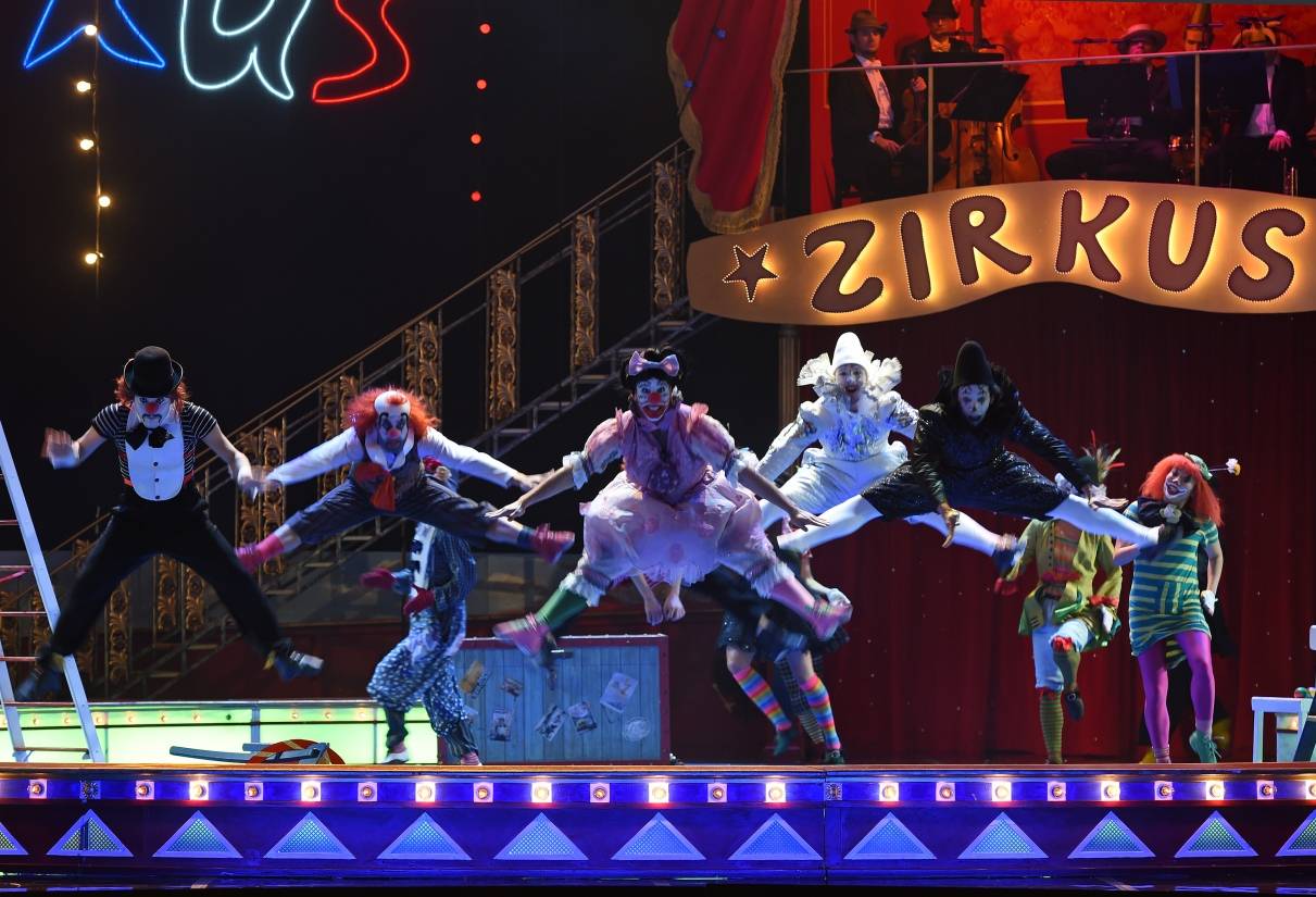  Nein, Roncalli ist nicht in der Stadt. Am Freitag wird das Düsseldorfer Opernhaus zur Manege. 