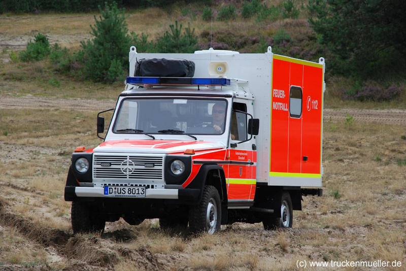  Mit diesem Spezialfahrzeug ist die Rettungswacht in unwegsamem Gelände wie etwa im Grafenberger Wald im Einsatz. 