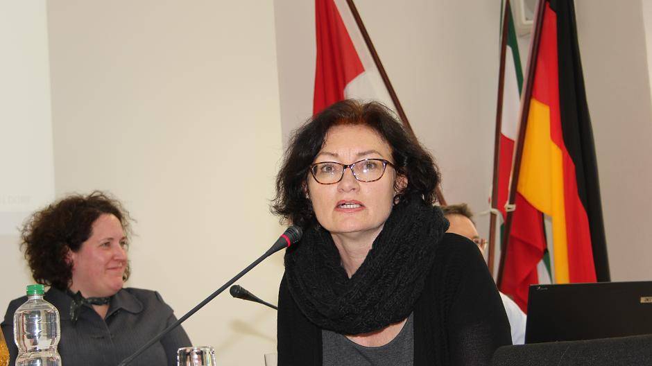  Die Flüchtlingsbeauftragte Miriam Koch berichtete im Gerresheimer Rathaus über die Lage. 