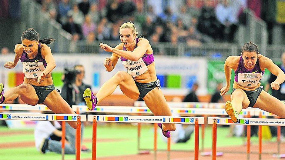  Hürdensprinterin Cindy Roleder (m., WM-Silber in Peking 2015) ist eine der herausragenden Athletinnen beim Düsseldorfer Meeting. Sie startet über die 60 m. Foto Homü 