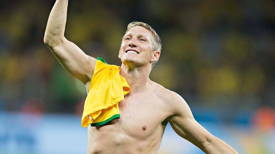 Aus, aus, aus... Bastian Schweinsteiger jubelt, ganz Deutschland jubelt...