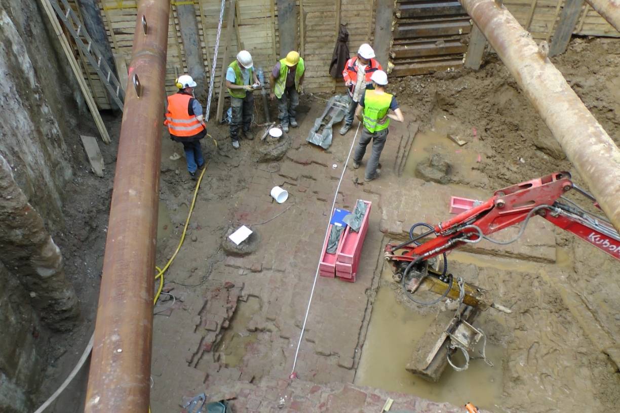 Wehrhahnlinie: Teile der Stadtbefestigung gefunden