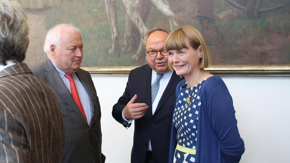 Im Einsatz für Düsseldorf: Die Bürgermeister Friedrich G. Conzen (l.) und Klaudia...