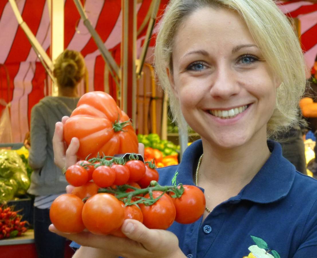  Für jeden Anlass die richtige Tomate - Vier Sorten hat Nadine Eyckeler im Sortiment. 