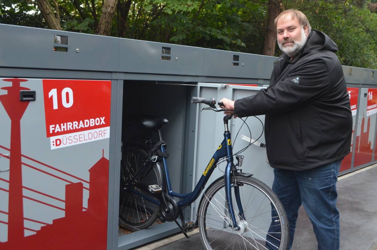 Neue Fahrradboxen In Benrath Und Eller Eroffnet