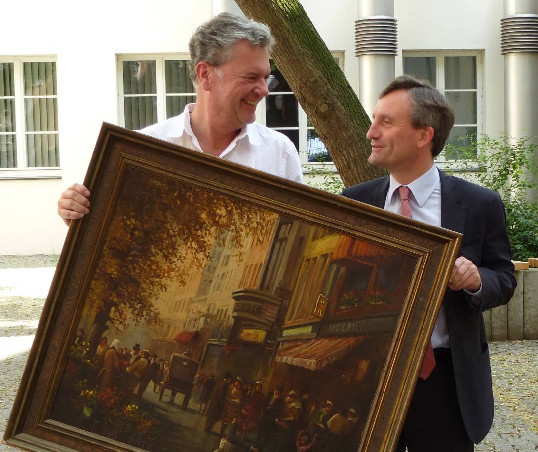  Manes Meckenstock (li.) ist der Auktionator, Thomas Geisel will Düsseldorfer trauen. Eine irre Geschichte. 
