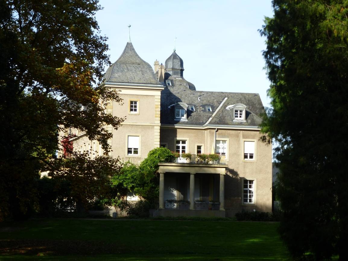  Kleinod: Das Garather Schloss 