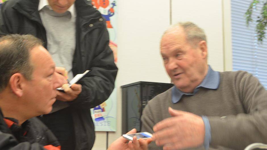 Viele wollten mit dem heute 90-Jährigen...