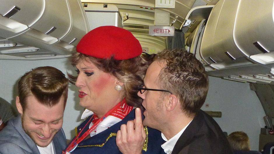 Dreiecksgeschichte: Mutti zwischen zwei...
