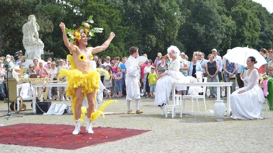 "Huldigung!" Für die Artistokraten gab es viel...