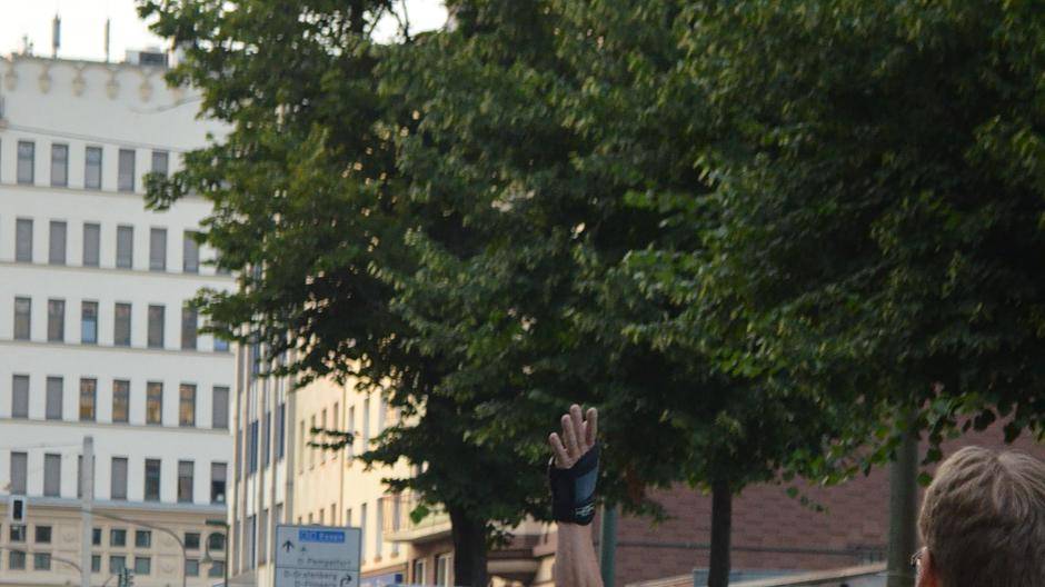Dieser Skater blies kräftig in sein...